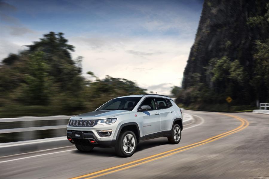  Jeep Compass Trailhawk 2016 года  (LA) (фото 19 из 27)